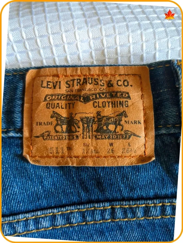 Très beau jeans Levi's enfant - photo numéro 5