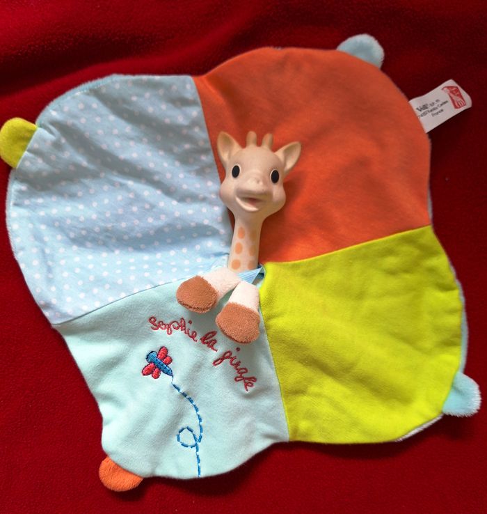 DOUDOU HOCHET SOPHIE LA GIRAFE - VULLI