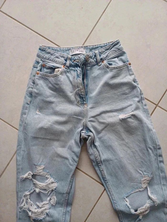 Jean femme à trou taille 34 - photo numéro 3