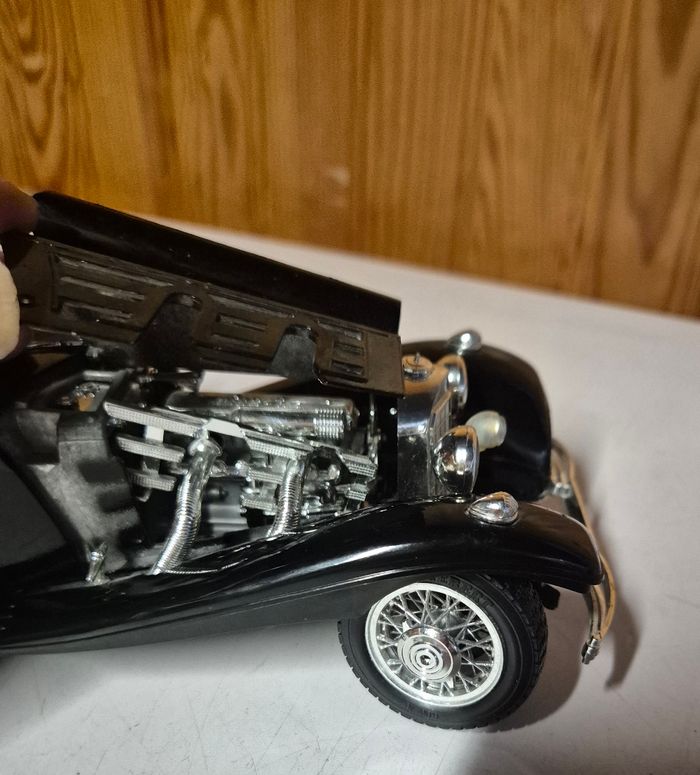 Voiture miniature Bburago Mercedes benz 500k roadster 1936 1/20 - photo numéro 7