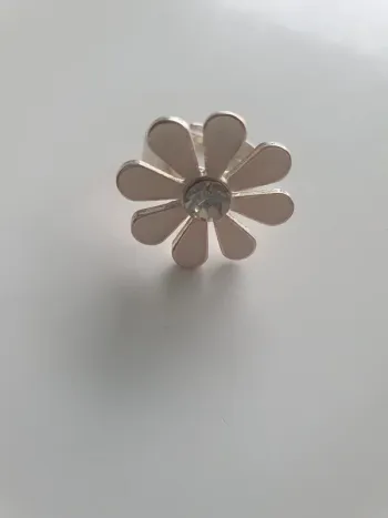 Bague fantaisie réglable fleur