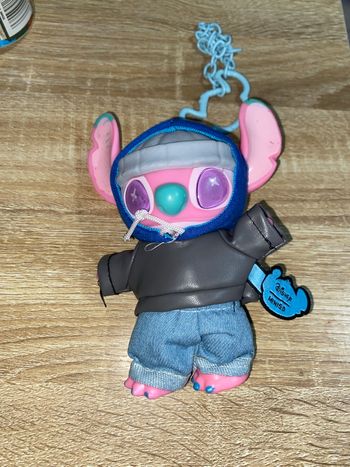 Porte clé Stitch Gen z street