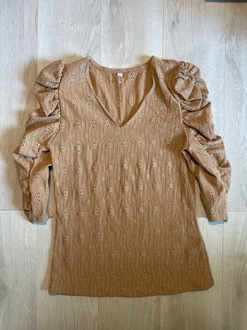 petit haut manche bouffante camel