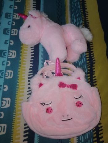 Sac avec sa peluche  licorne neuf