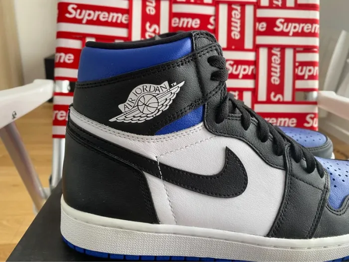 Jordan 1 rétro high og royal toe neuf 44fr - photo numéro 11