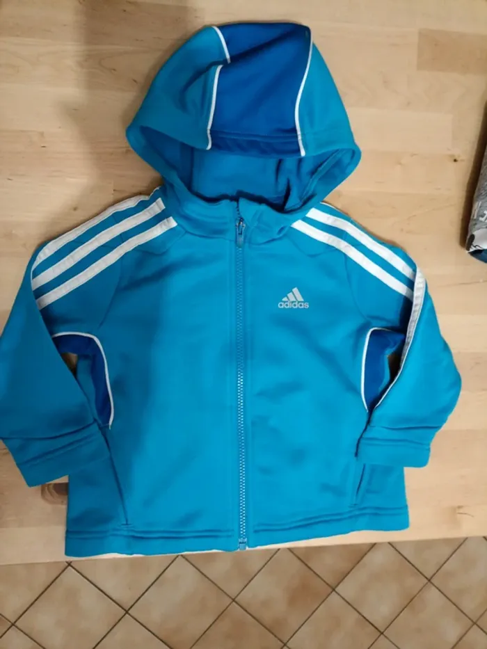Sweat zippé à capuche addidas