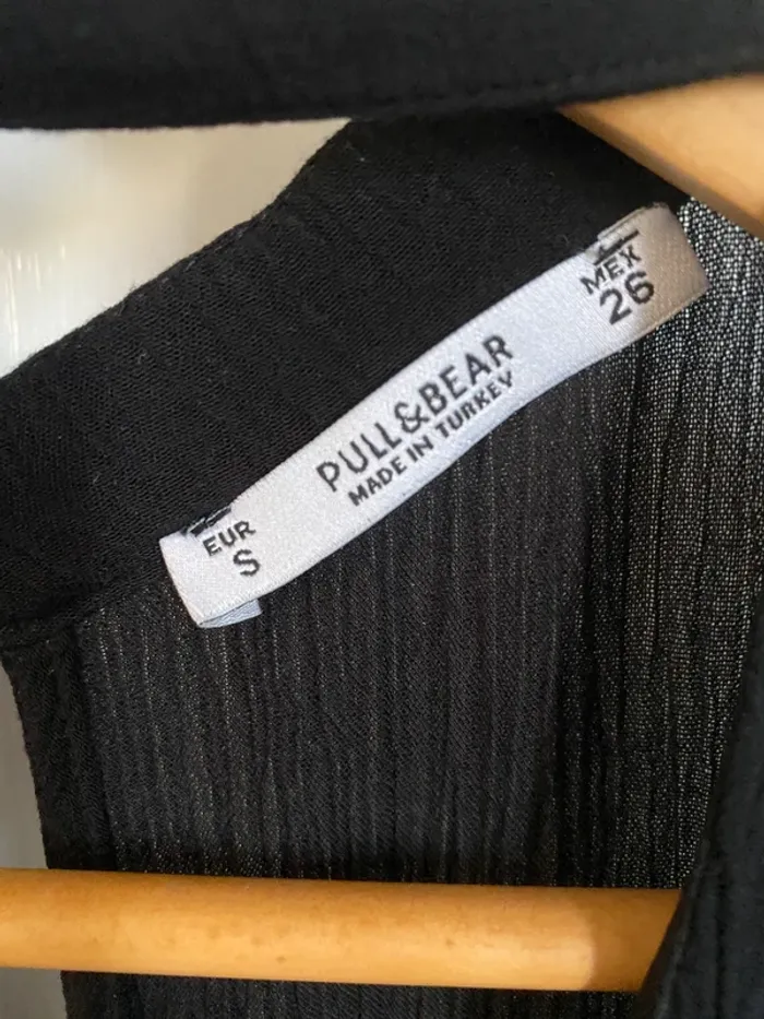 Combishort noir pull&bear nacre ouverture col - photo numéro 4