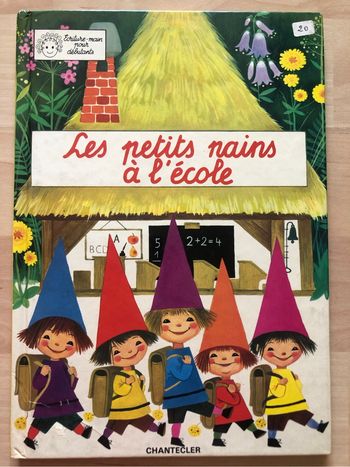 Les petits nains à l’école