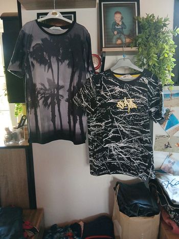 Lot de 2 T-shirt h et m 10 -12 ans