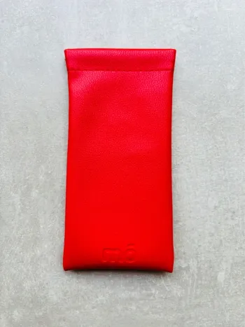 Magnifique étui à lunettes rouge MO neuf