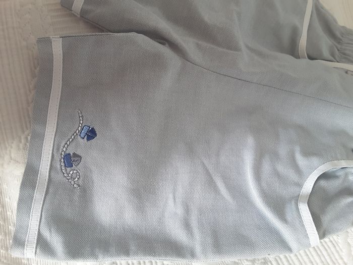 Short neuf  3 mois " pommes d'amour " - photo numéro 3