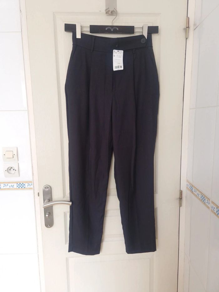 Neuf jolie pantalon droit noir femme mango taille M/38