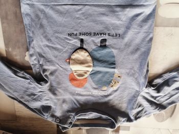 Tee shirt