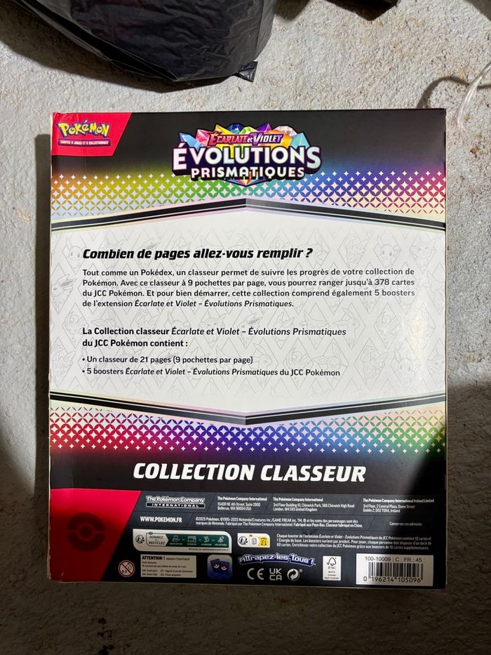 Coffret Pokémon classeur évolutions prismatiques - photo numéro 4