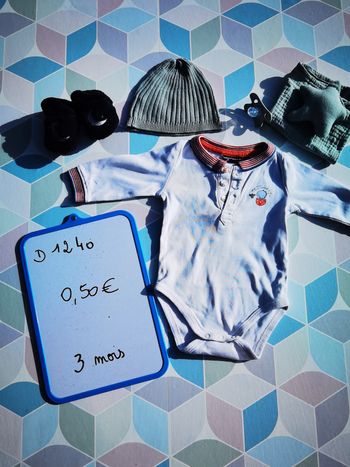 D1240 - body garçon 3 mois