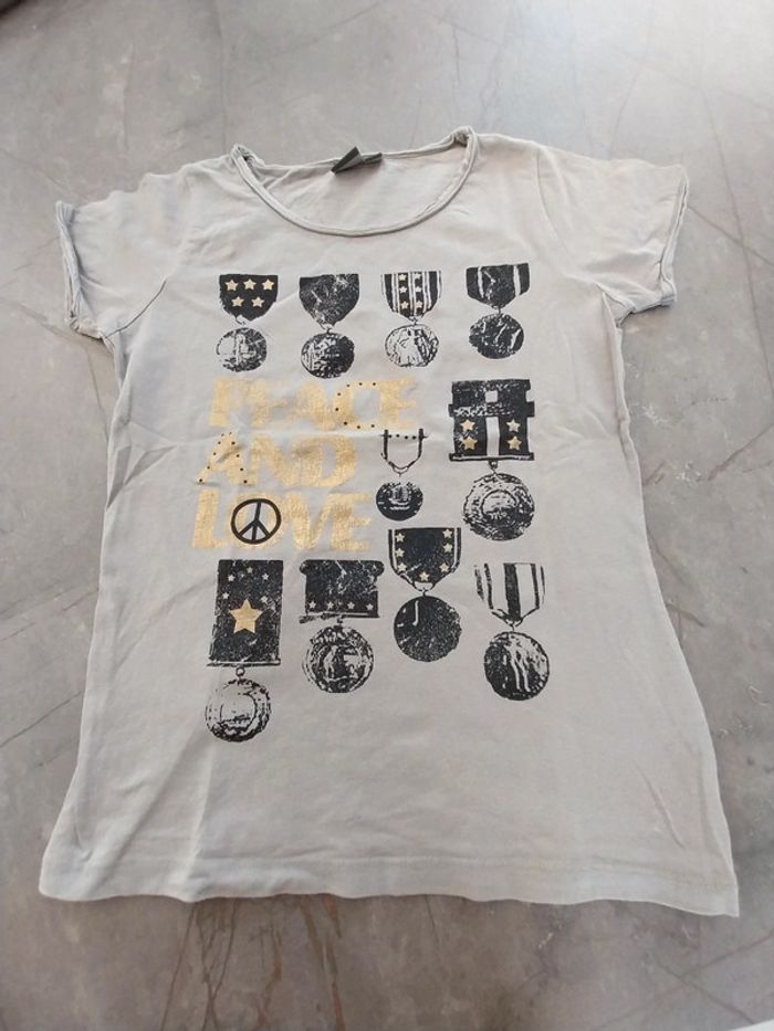 T-shirt kiabi 12 ans