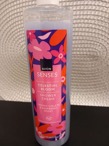 🥰 Crème de douche violette framboise 500ml Avon