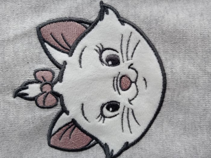 Superbe pull Marie des Aristochats - photo numéro 2