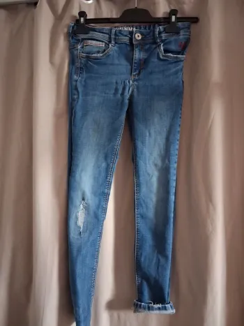 Jean taille 12ans tape à l'œil