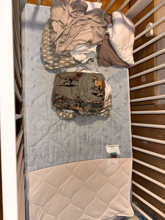 Lit complet avec lot draps housse - photo numéro 5