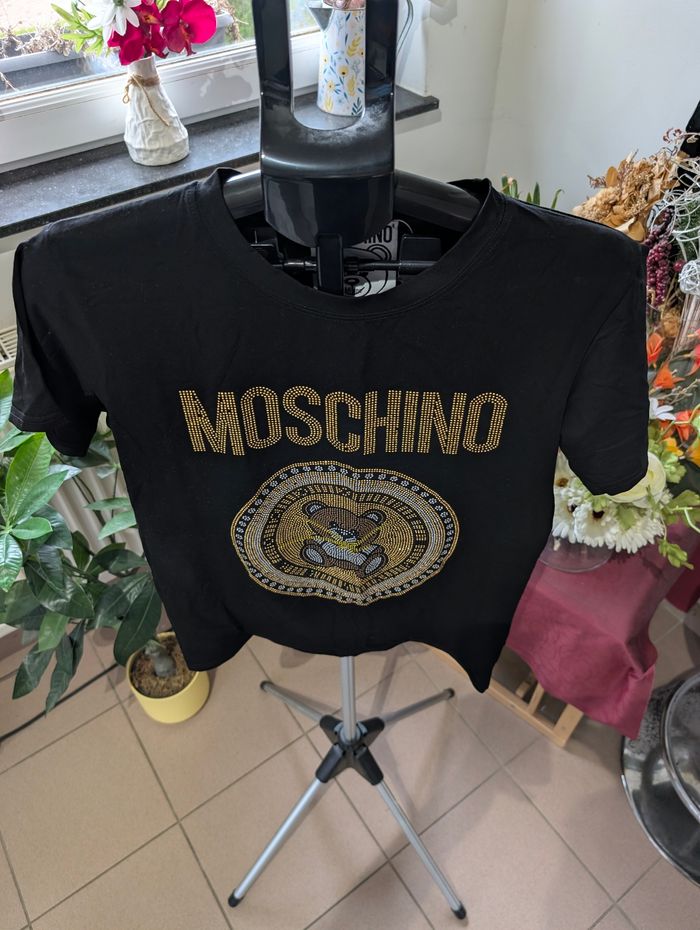 T-shirt moschino taille s - photo numéro 10