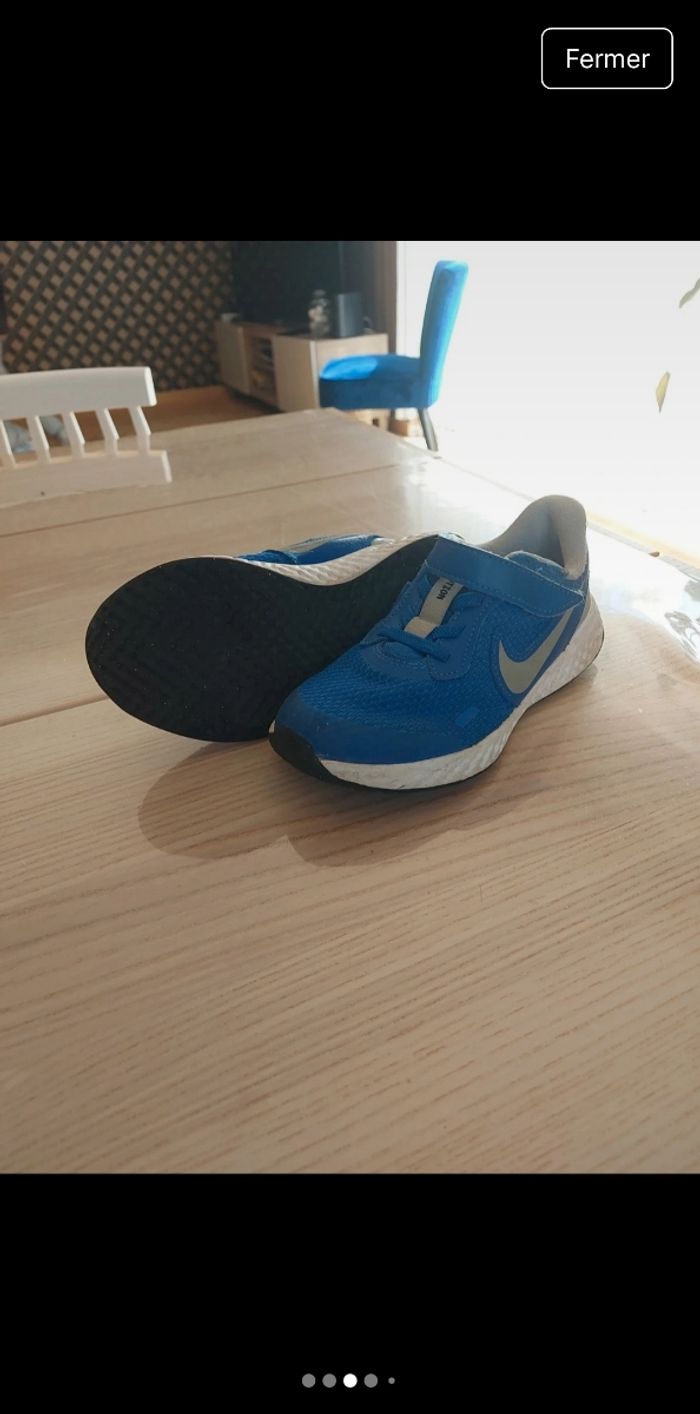 👟 Baskets Nike garçon pointure 28,5 - photo numéro 3