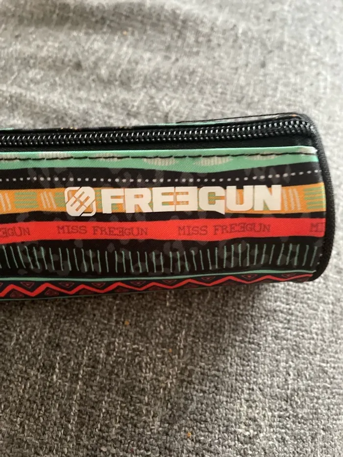 Trousse neuve - photo numéro 2