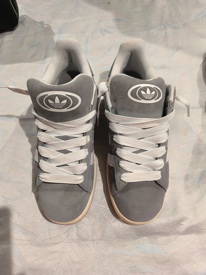 Baskets adidas campus 00S T44