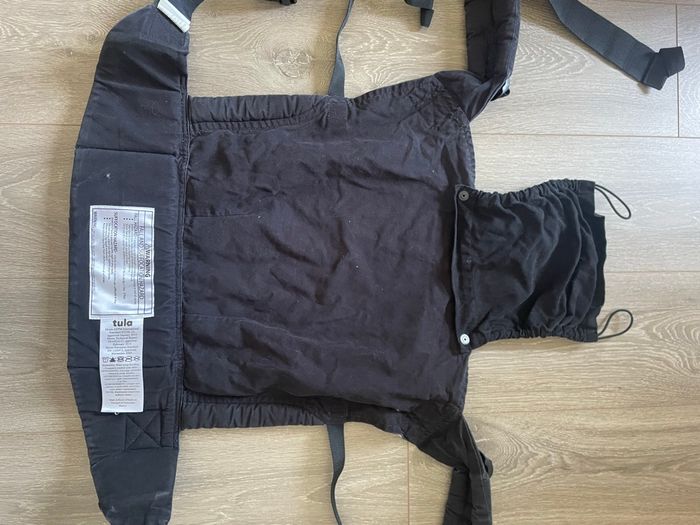 Portage préformé prefo de la marqué Tula taille toddler 27 kilos - photo numéro 4