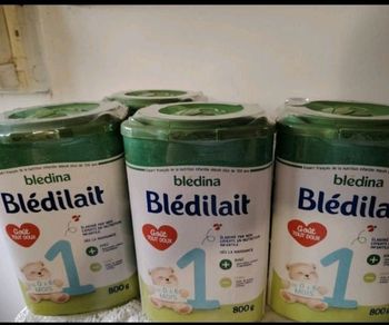 Lait bledilait 1ère âge lit de 4 boîtes