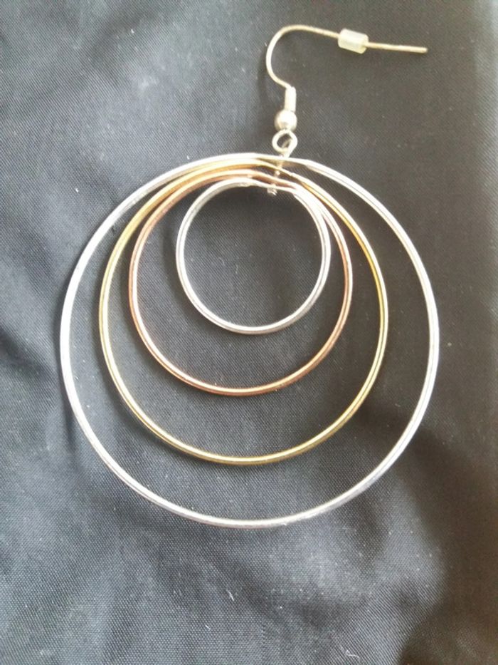 Boucle d'oreille - photo numéro 2