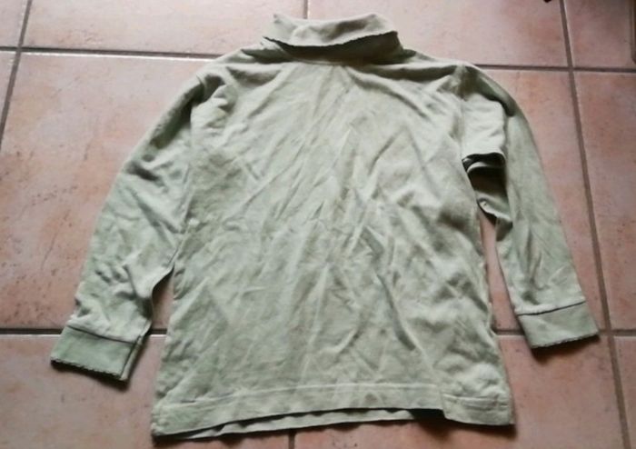 Teeshirt manches longues / Sous pull col roulé _ T. 6ans