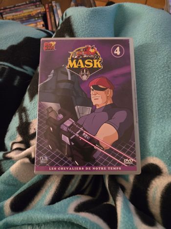 Mask 4