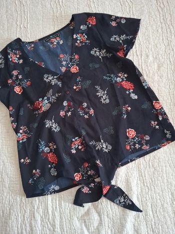 Chemisier à fleurs taille 42