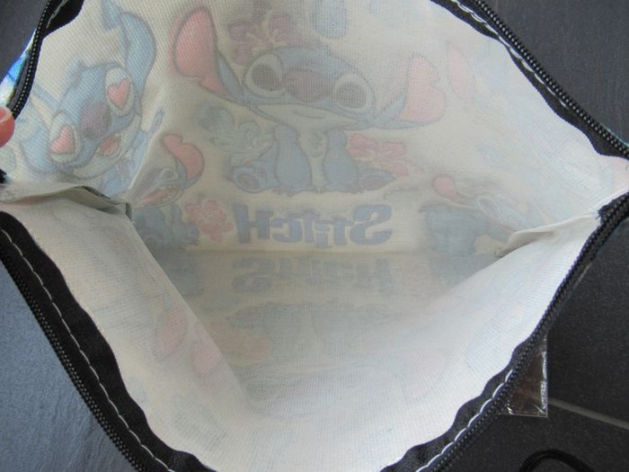 Trousse de toilette Stitch neuve - photo numéro 2