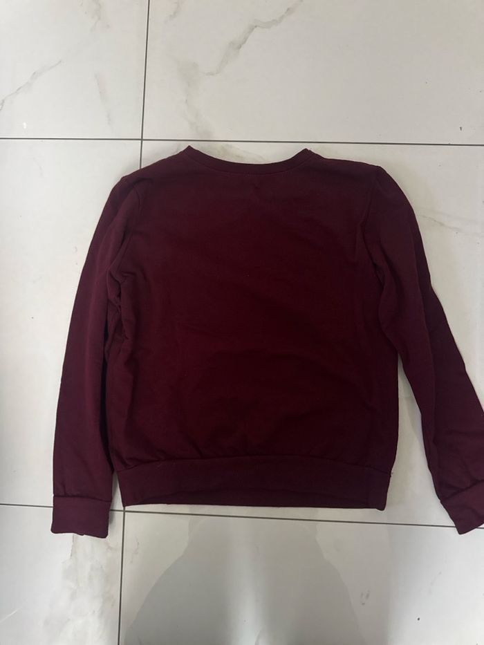 Sweat-shirt bordeaux avec message 😎 - photo numéro 3