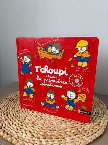 Livre sonore, T’choupi, chante les premières comptines