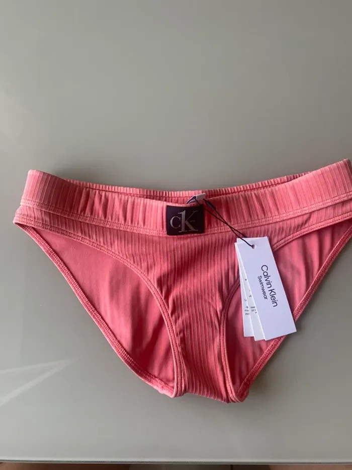 Bas de maillot - photo numéro 2