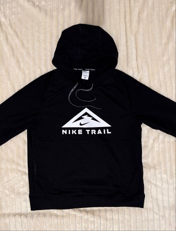 Pull Nike Trail noir – Sweat technique outdoor – Taille M – Neuf avec étiquette