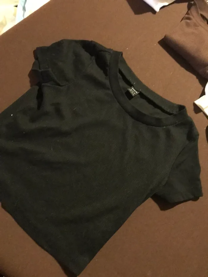 lot 2 hauts t-shirt fille xs - photo numéro 3
