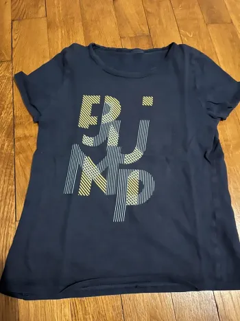 Lot 3 T shirts
