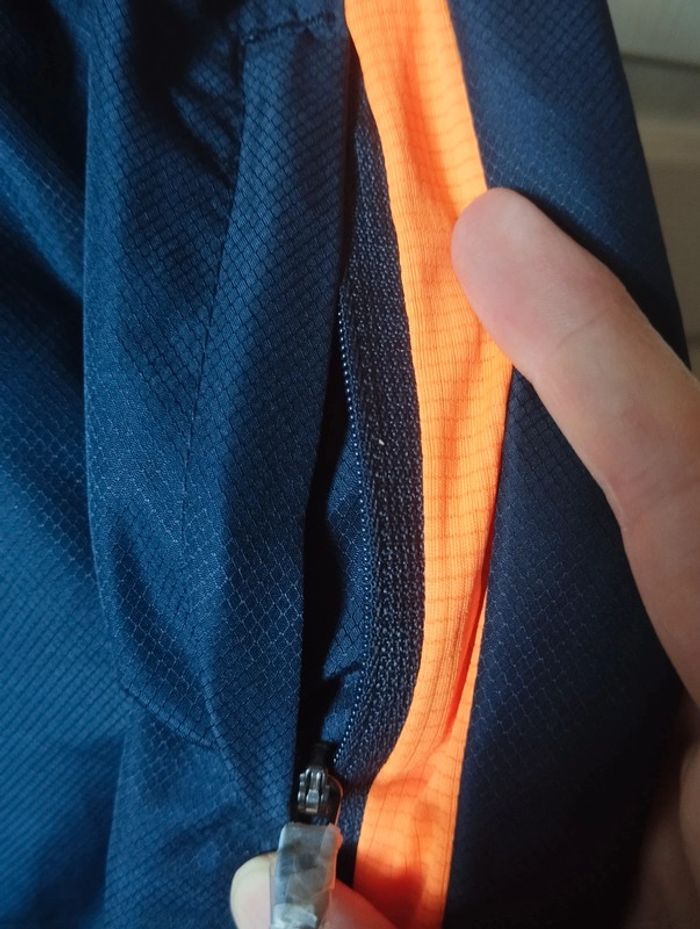Neuf Bermuda Lotto taille 14 ans bleu marine et orange sport - photo numéro 4