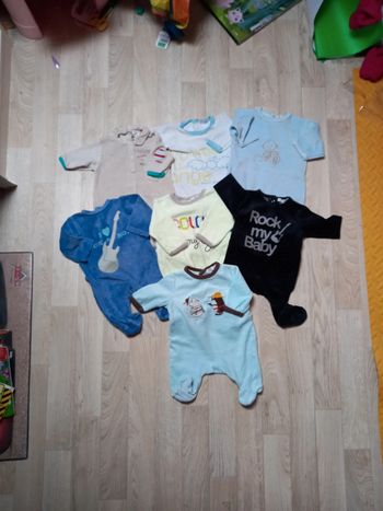 Lot de 7 pyjamas