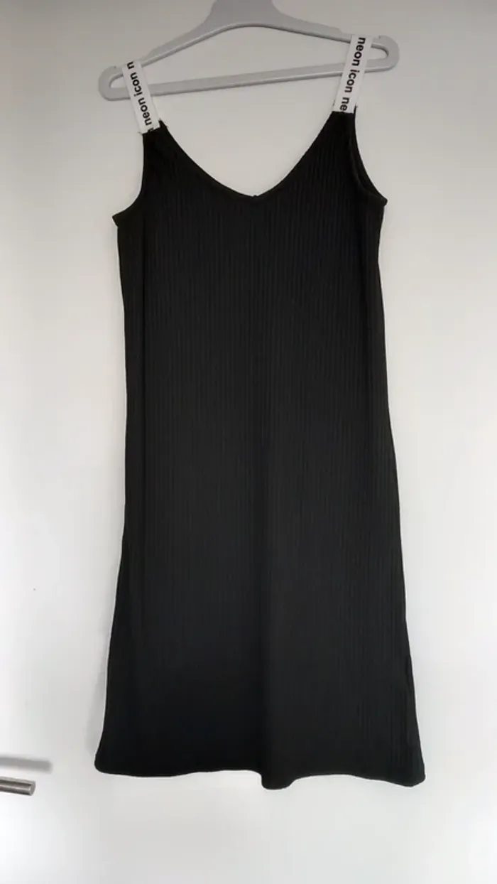 Robe noire moulante Kiabi