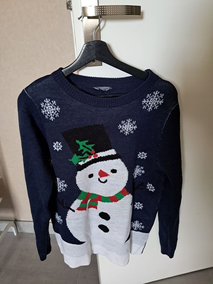 Pull de Noël bleu marine