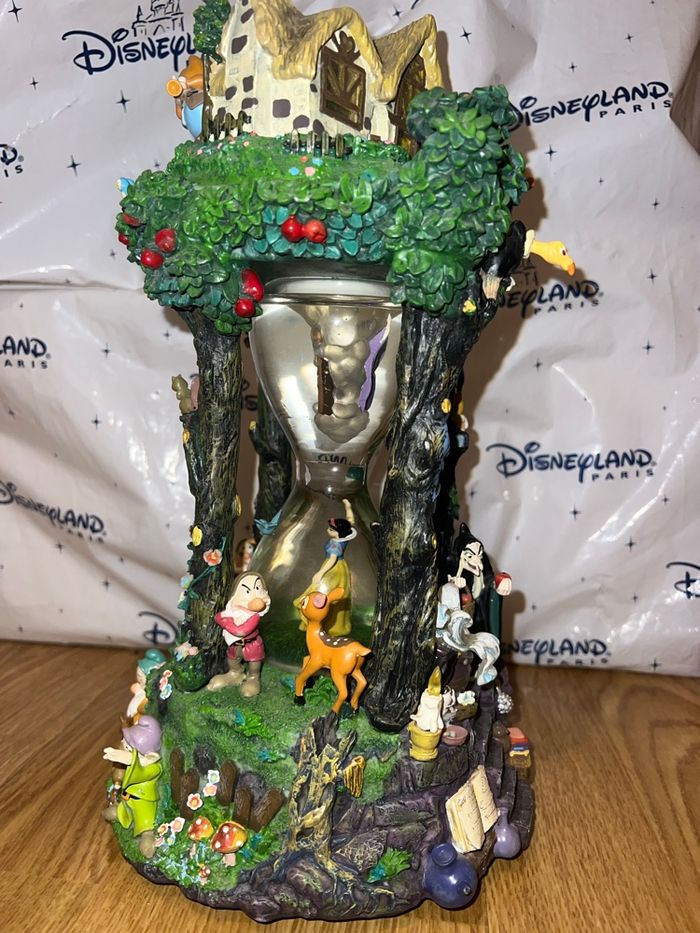 Boule à neige blanche neige et les 7 nains Disney - photo numéro 5
