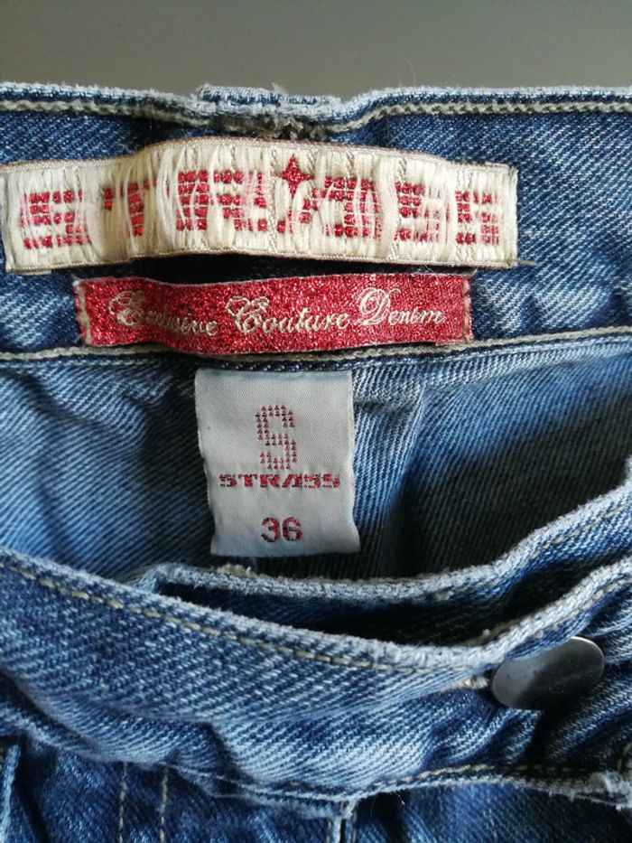 Jeans t. 36 - photo numéro 3