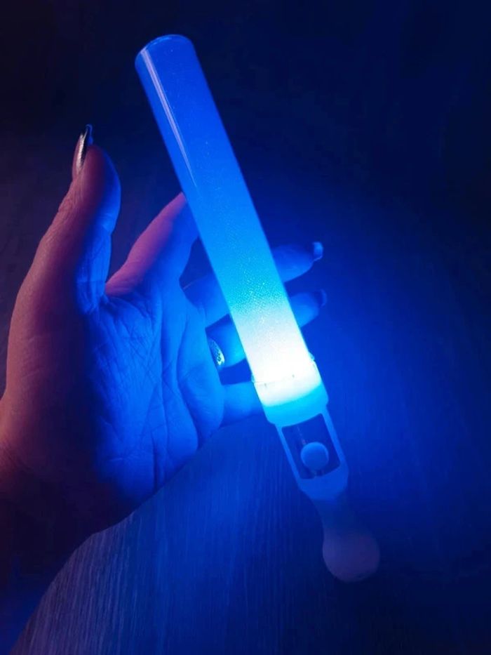 Bâton lumineux bleu
