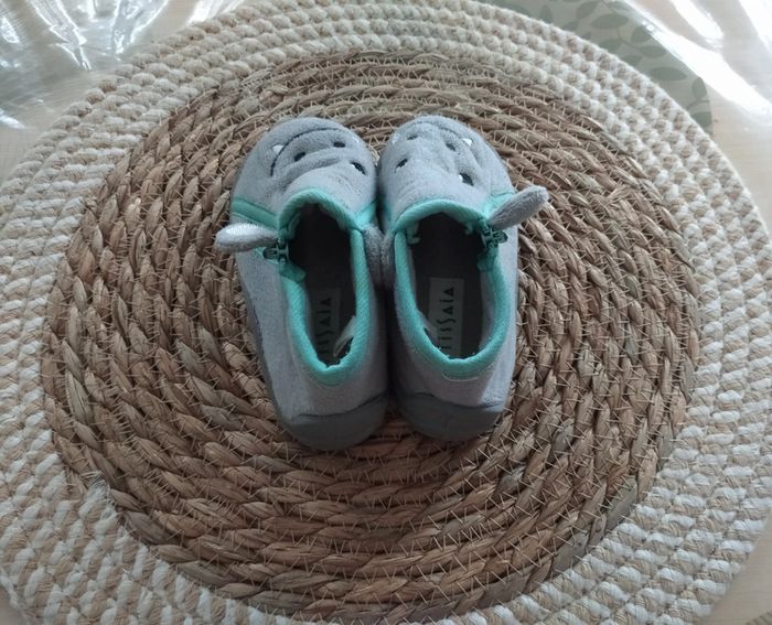 Chaussons Tissaia pointure 22 - photo numéro 2