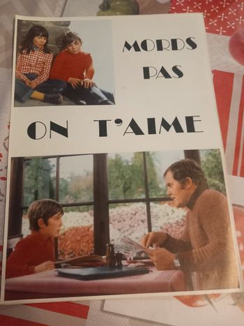 Affiche et synopsis du film : Mords pas, on t'aime